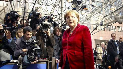 Politicians have to be committed to people in equal measures